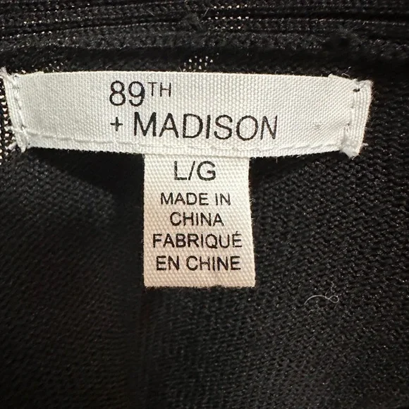 Elegant Black Knit Cardigan (L) - Picture 5 of 11